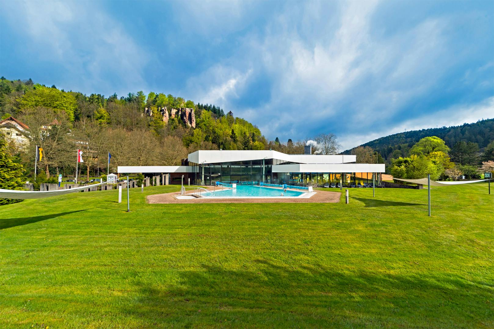 Hat die Siebentäler Therme eine Zukunft und wenn ja, welche? Mit dieser Frage beschäftigt sich der Herrenalber Gemeinderat am 25. November. © Siebentäler Therme Bad Herrenalb