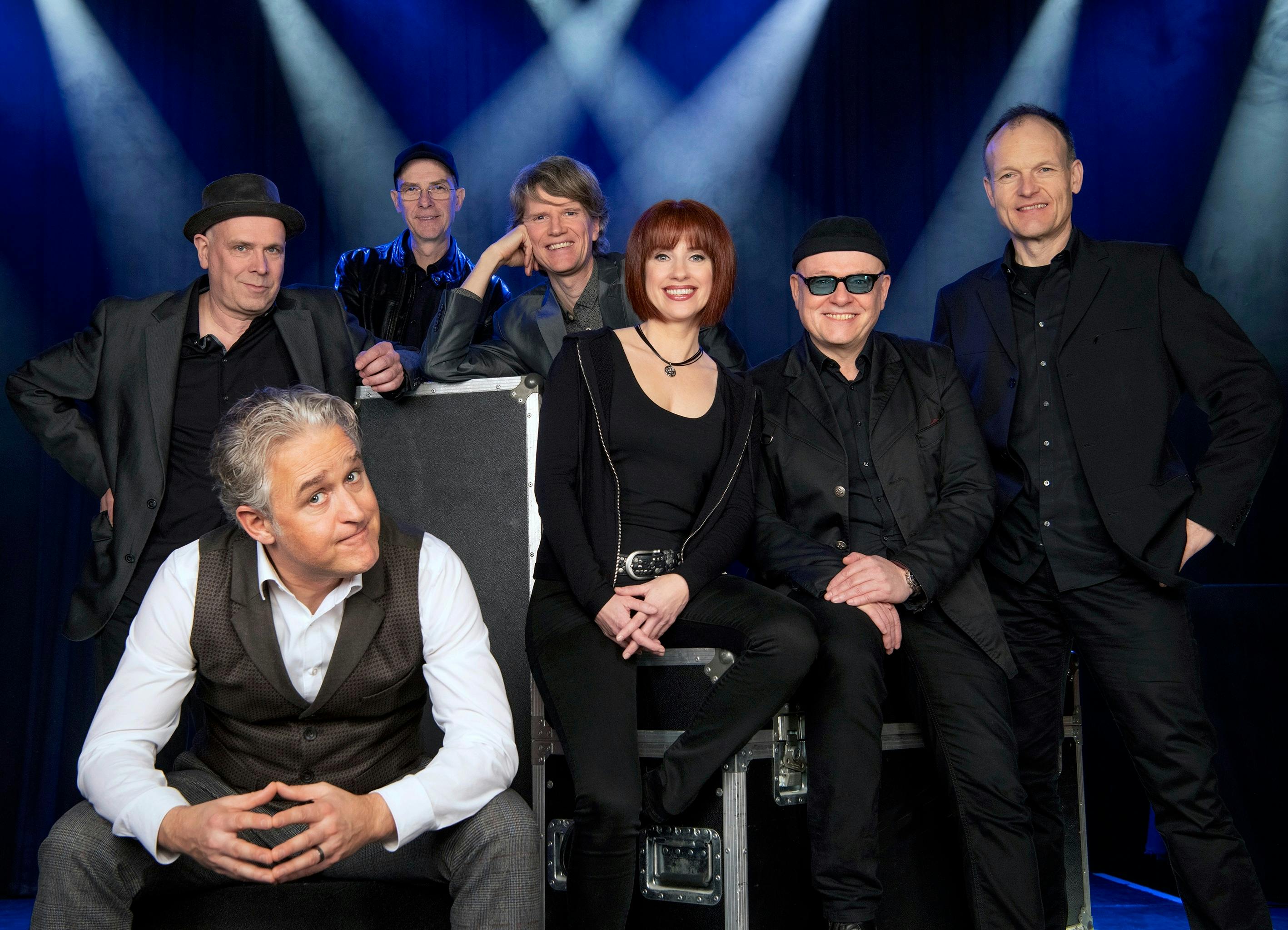 Wer Still Collins einmal live erlebt hat, der weiß: Hier wird nicht nur gecovert, hier gibt es eine äußerst unterhaltsame Bühnenshow einer erstklassigen Liveband! Bild: Still Collins