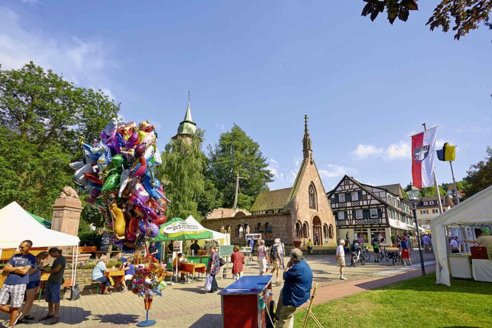 Das traditionelle Klosterfest zieht Jahr für Jahr viele Besucher an.