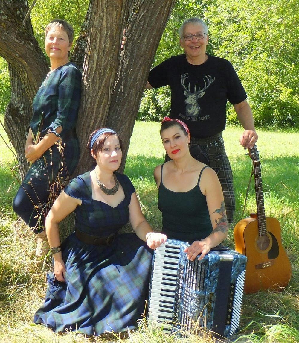 Folk-Musik aus den schottischen Highlands spielen „Tordelion“ am Samstag, 24. September um 19 Uhr im Herrenalber Kurhaus.