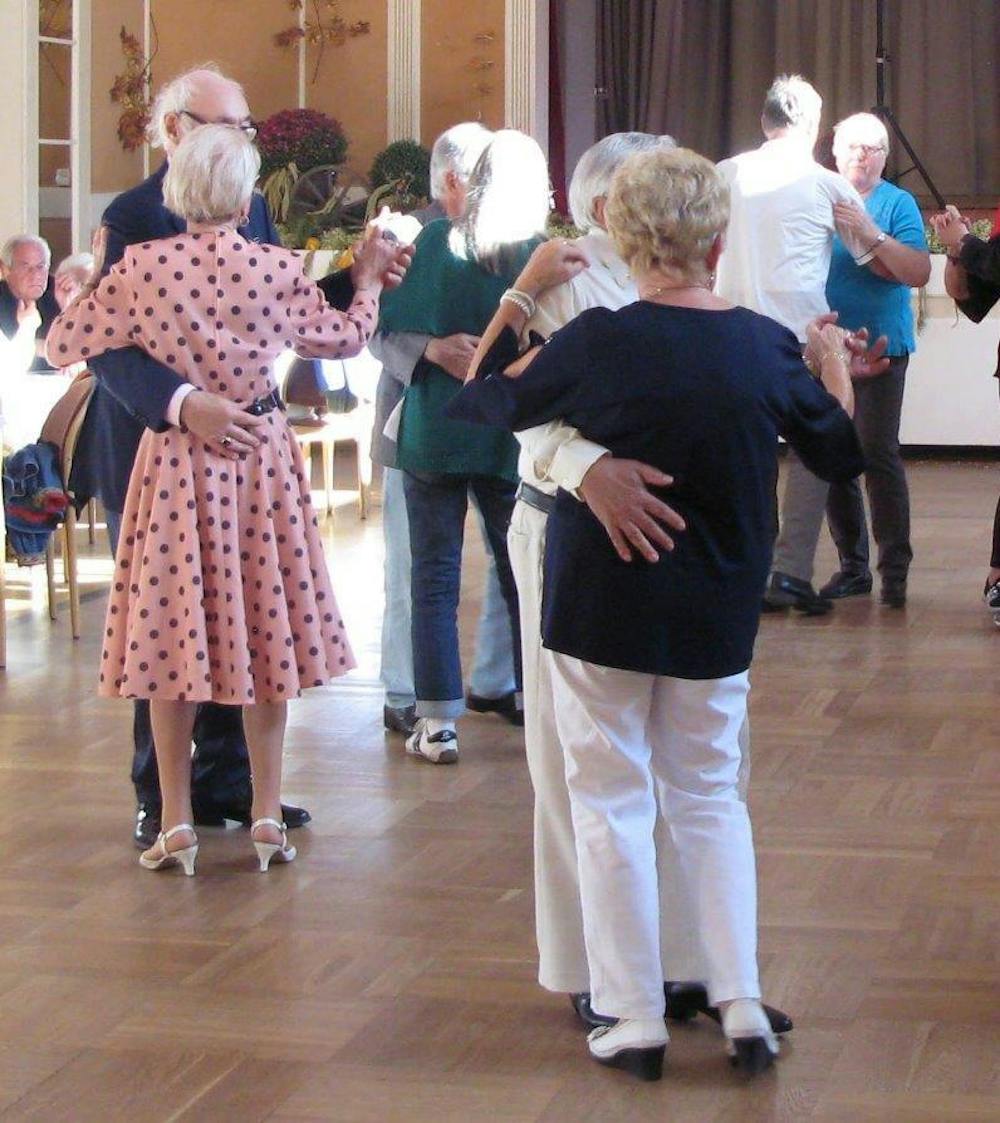 Sonntags wird das Kurhaus zum Treffpunkt für Tanzfreunde ©Tourismus und Stadtmarketing Bad Herrenalb